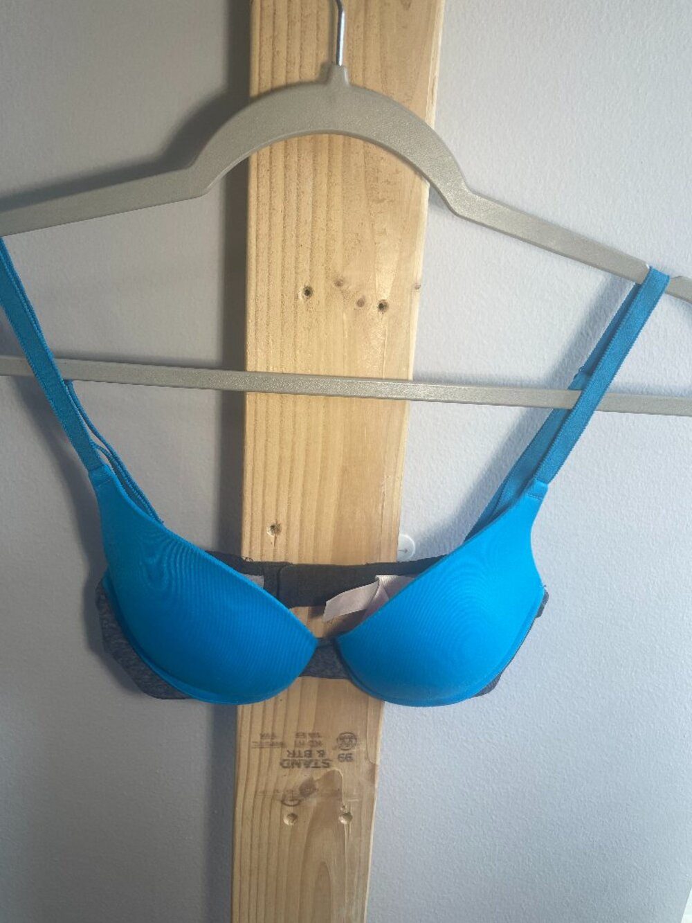 VS Pink Push-up T-shirt Bra